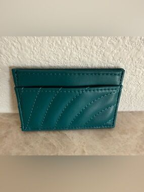Effy Teal Quilted Card Holder